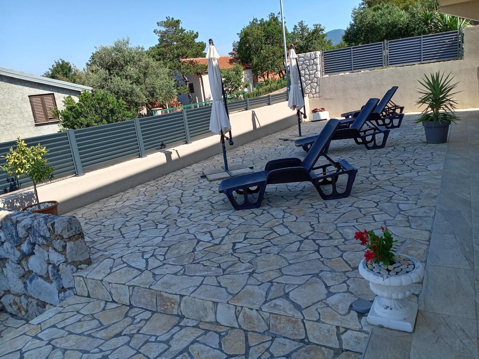 Apartmani Suzana Crikvenica Εξωτερικό φωτογραφία